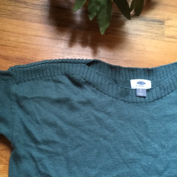 Beautiful New Soft Gray/Teal Sweater - Picture 2 of 7